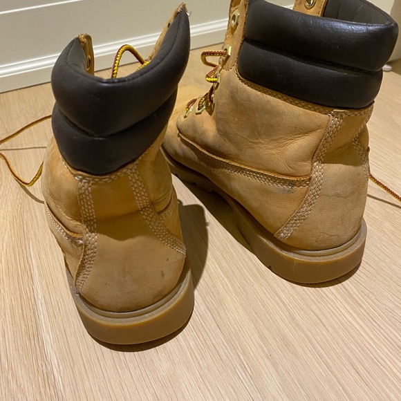 Timberland Boots - Picture 5 of 5